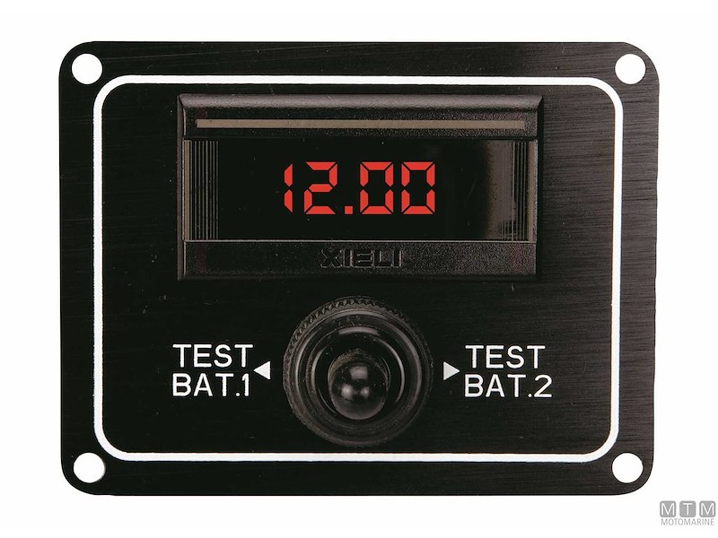 TESTER DIGITAL 2 BATTERIE 12/24V 