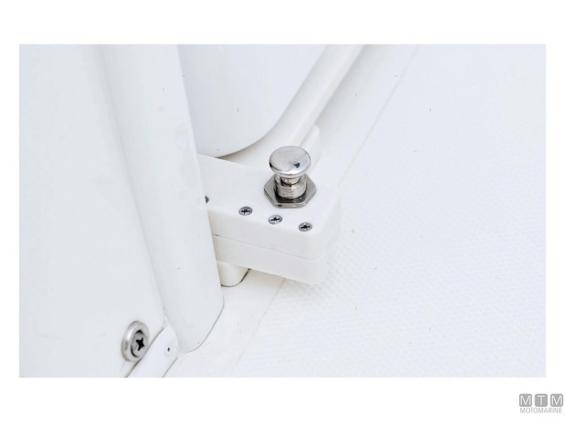 ARRESTO PULL PIN LATCH 