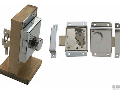 Serratura da Accostare con Pomolo 3.656B