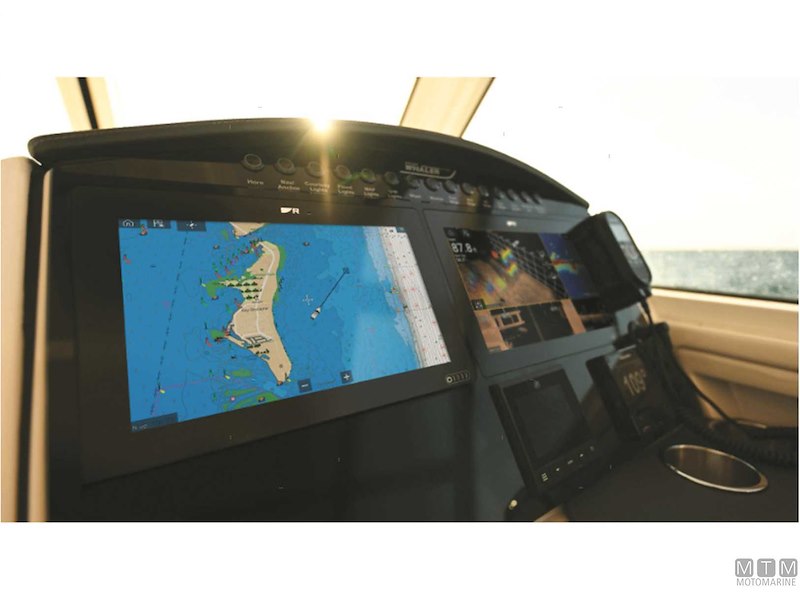 Raymarine Axiom+ Wi-Fi Touch Chartplotters