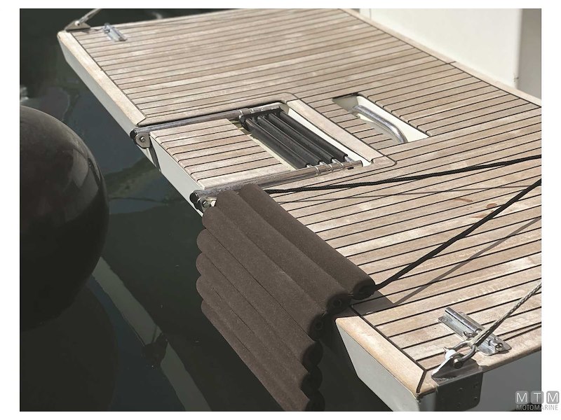 PARAFIANCATA UNIVERSALE BLU/NERO 