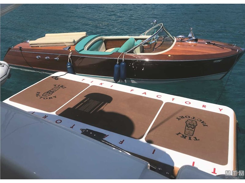 Piattaforma Galleggiante Tiki