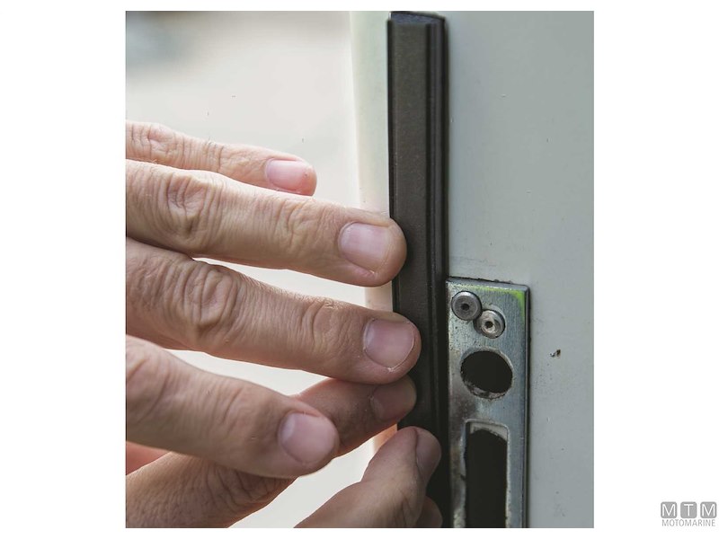 Guarnizione Trim-Lok Flat Rubber Seal Black