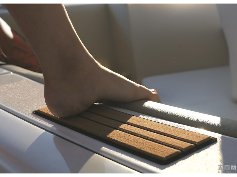 Coprigradino EVA Adesivo 3M