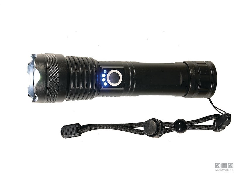 TORCIA RICARICABILE LED WATERPROOF 