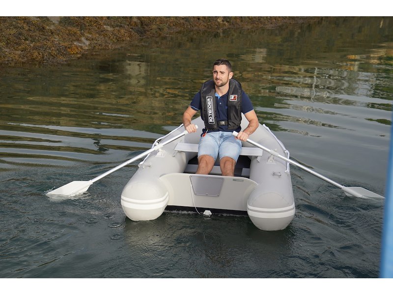 3D TENDER WORLD TRAVEL 235 GREY