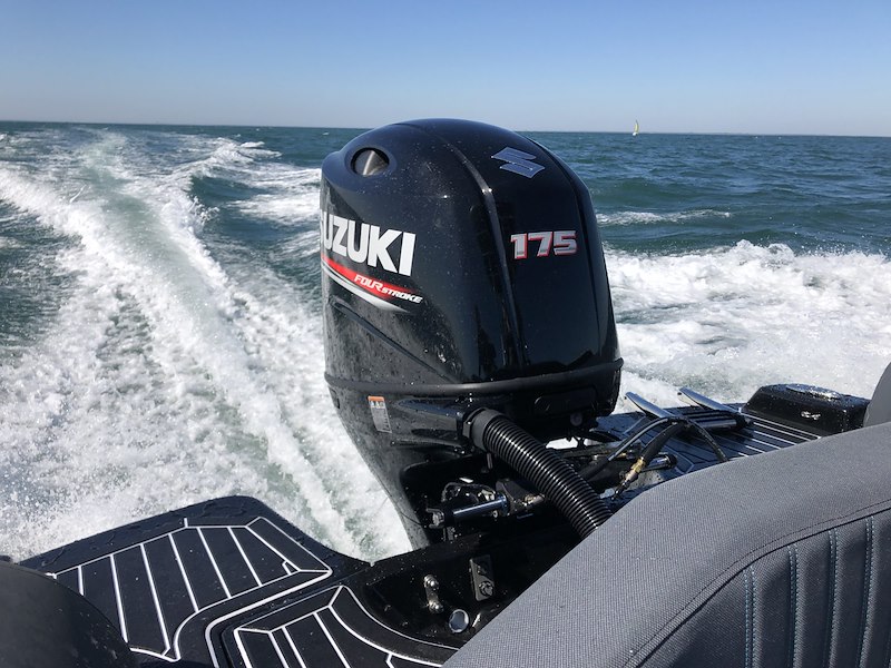 3D TENDER DREAM 655 WHITE PVC GELCOAT BLACK