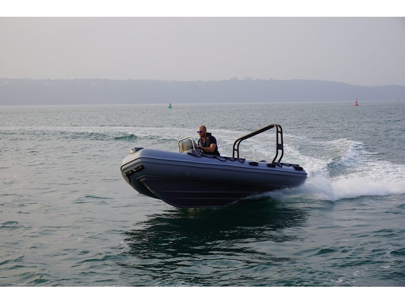 3D TENDER XPRO 490 HYPALON GREY