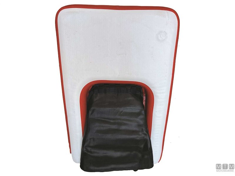 SCALETTA GONFIABILE PER CANI TIKI YACHTING 122X82CM