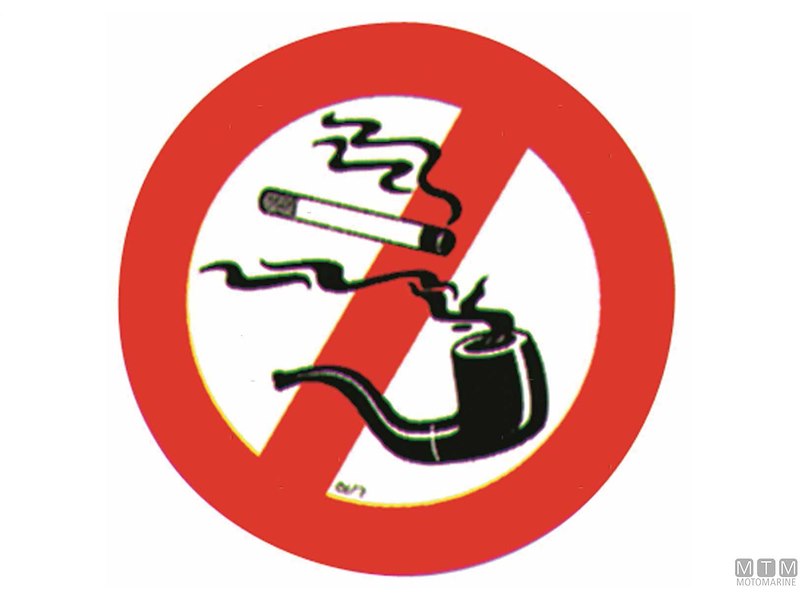 TABELLA ADESIVA VIETATO FUMARE 150MM 